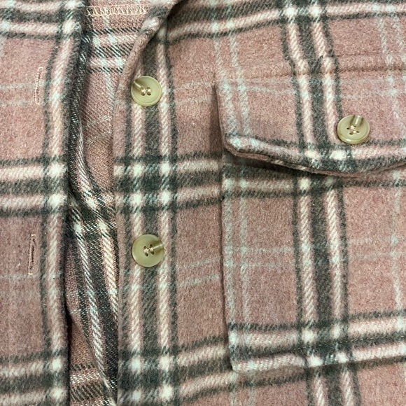 Pink flannel - Picture 2 of 3